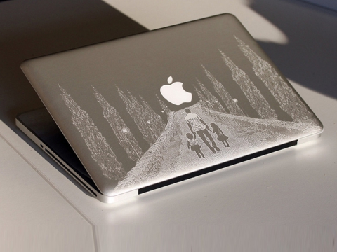 MOPA Fiber Laser Marking Machine for Laptop Printing MOPA Fiber Laser Marking Machine for Laptop Printing