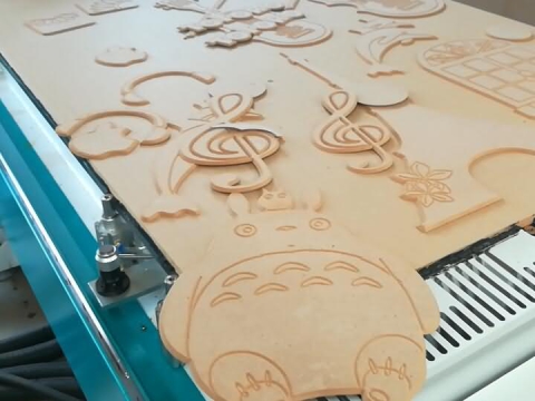 3 Axis CNC Machine for MDF Board Cutting 3 Axis CNC Machine for MDF Board Cutting