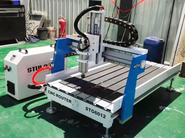 2x4 Desktop CNC Router Table for Sign Making in Norway 2x4 Desktop CNC Router Table for Sign Making in Norway
