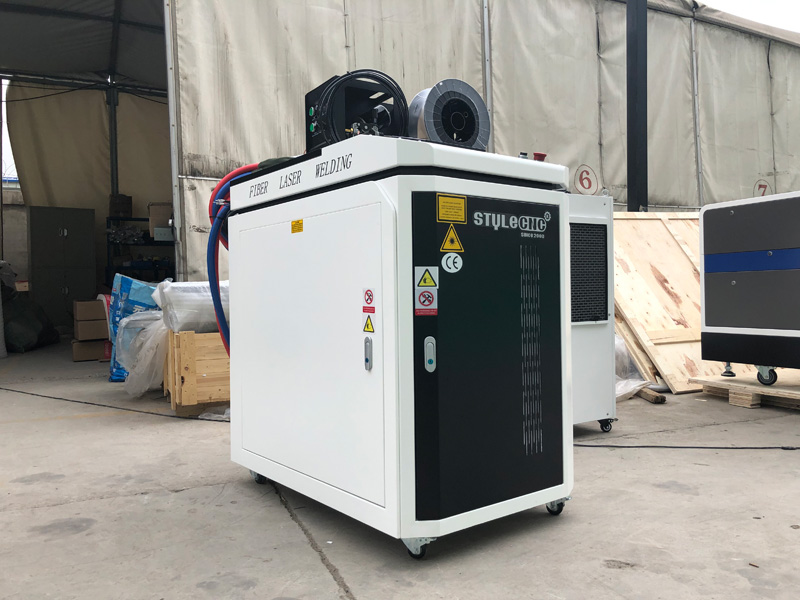 Handheld Fiber Laser Welder Handheld Fiber Laser Welder