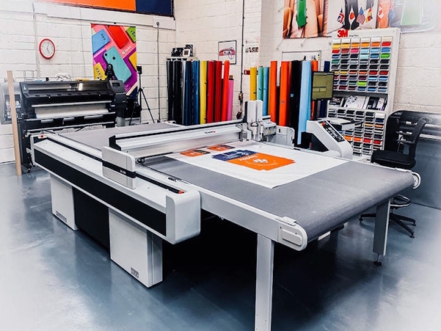 Digital Flatbed Cutter for Printing, Advertising, Marketing Digital Flatbed Cutter for Printing, Advertising, Marketing