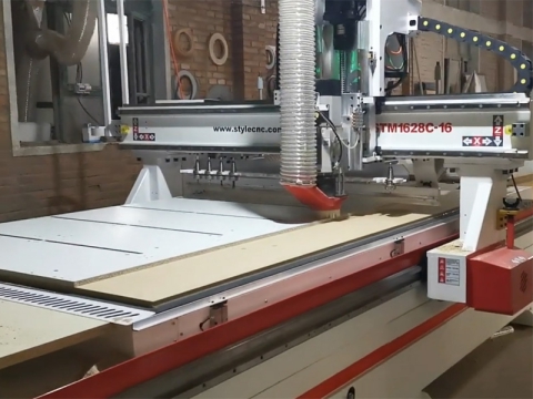 CNC Nesting Machine for Closet Door & Wardrobe Door Making CNC Nesting Machine for Closet Door & Wardrobe Door Making