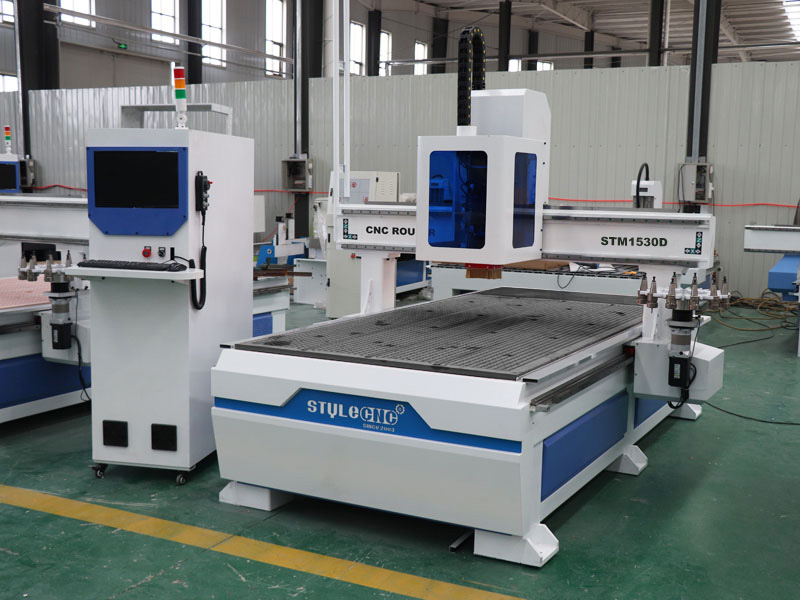 Industrial Disc ATC 5' x 10' CNC Wood Router for Modern Manufacturing - STM1530D Industrial Disc ATC 5' x 10' CNC Wood Router for Modern Manufacturing - STM1530D