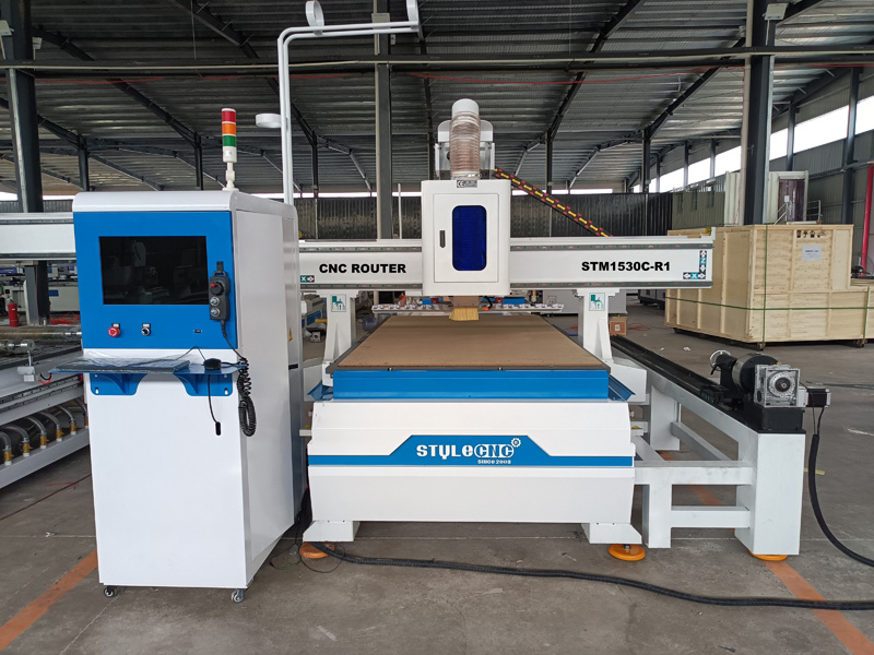 Professional Linear ATC 4 Axis 5' x 10' CNC Woodworking Machine - STM1530C-R1 Professional Linear ATC 4 Axis 5' x 10' CNC Woodworking Machine - STM1530C-R1