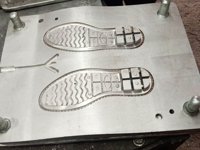 CNC molding machine samples for shoe cnc molding CNC molding machine samples for shoe cnc molding