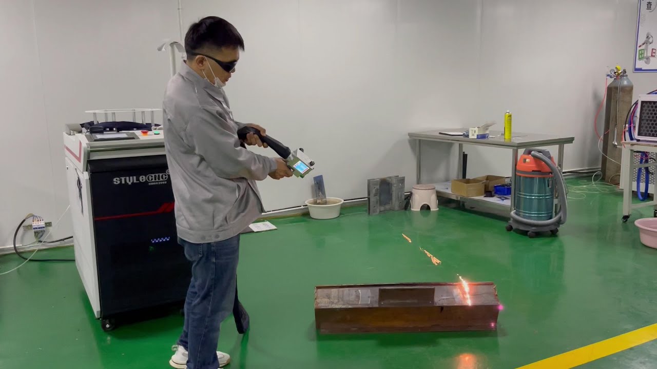 How Does Laser Cleaning Machine Work for Rust Removal? How Does Laser Cleaning Machine Work for Rust Removal?